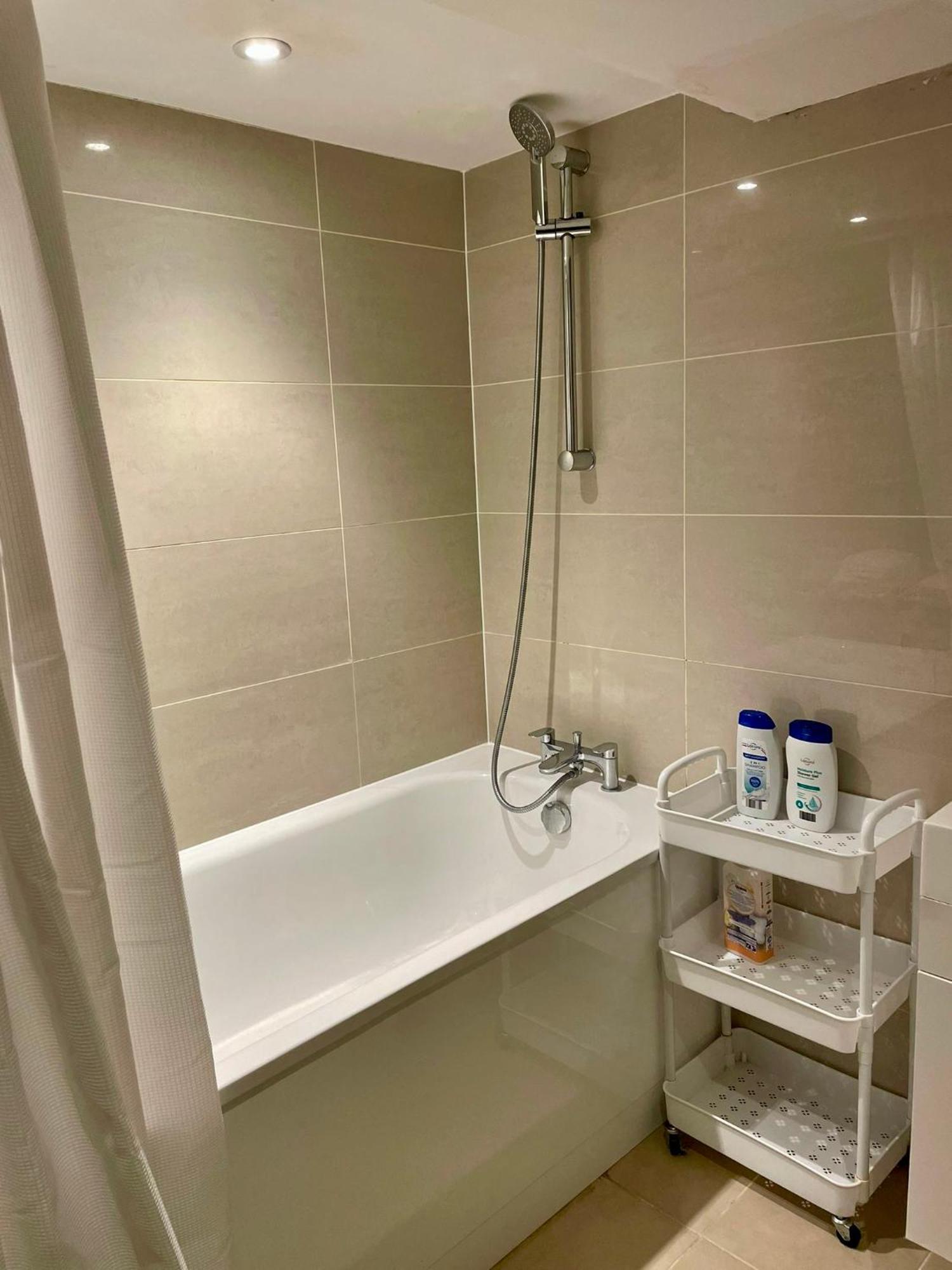 Central Cosy Studio Apartments Londra Exterior foto